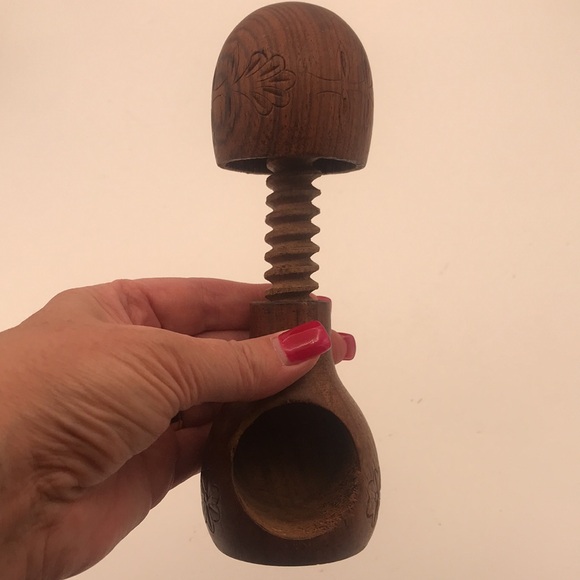 VTG Hand Carved Mushroom Shape Nut Cracker from Italy - Picture 6 of 7